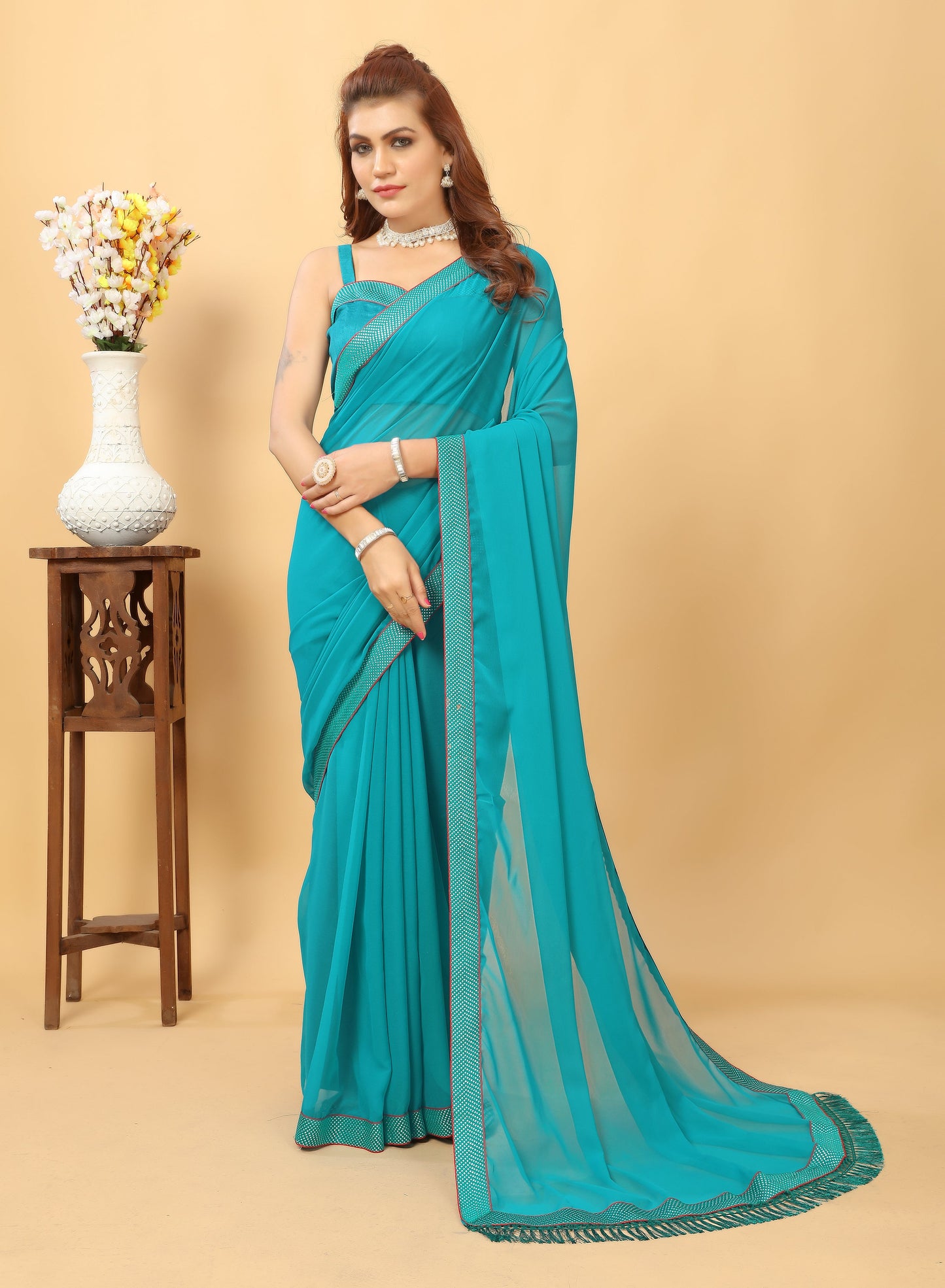 Beautiful Lace Bordered Fashioned New Trending Georgette Saree with Blouse Piece