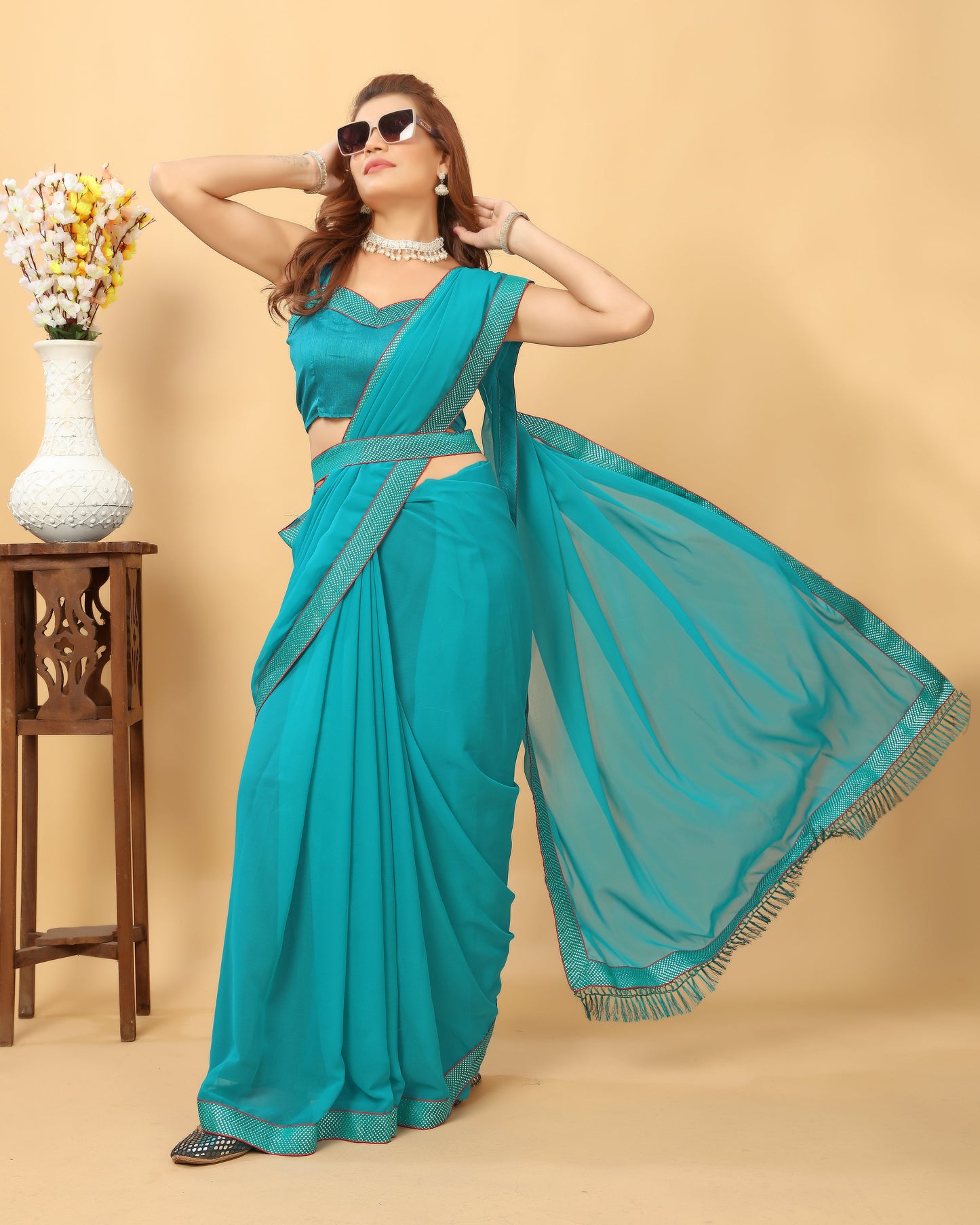 Beautiful Lace Bordered Fashioned New Trending Georgette Saree with Blouse Piece