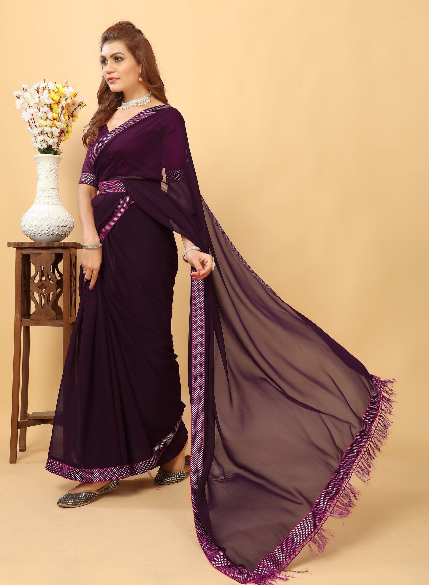 Beautiful Lace Bordered Fashioned New Trending Georgette Saree with Blouse Piece