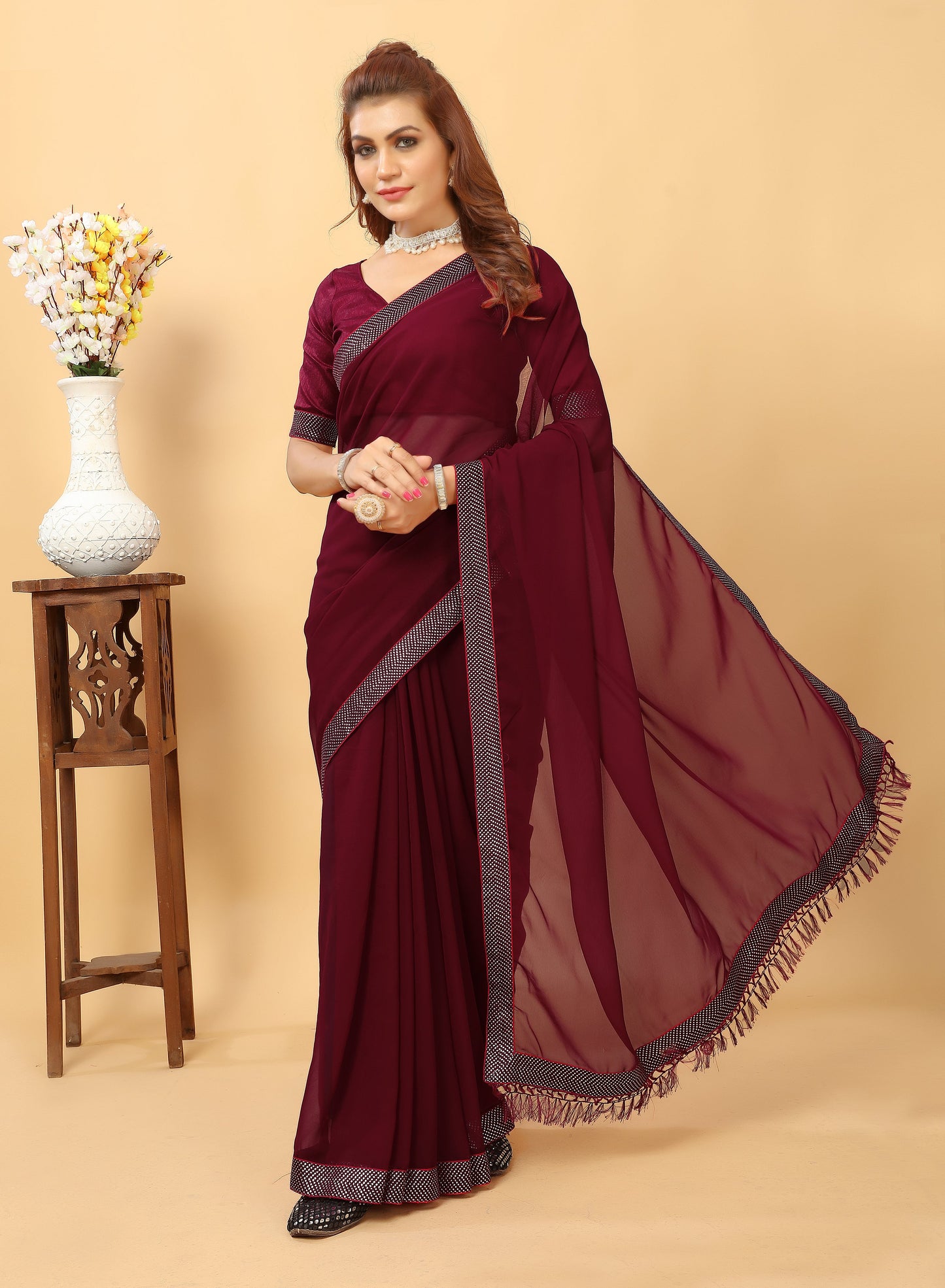 Beautiful Lace Bordered Fashioned New Trending Georgette Saree with Blouse Piece