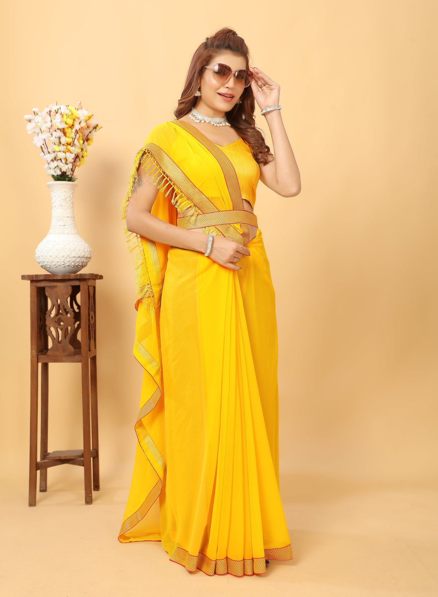 Beautiful Lace Bordered Fashioned New Trending Georgette Saree with Blouse Piece