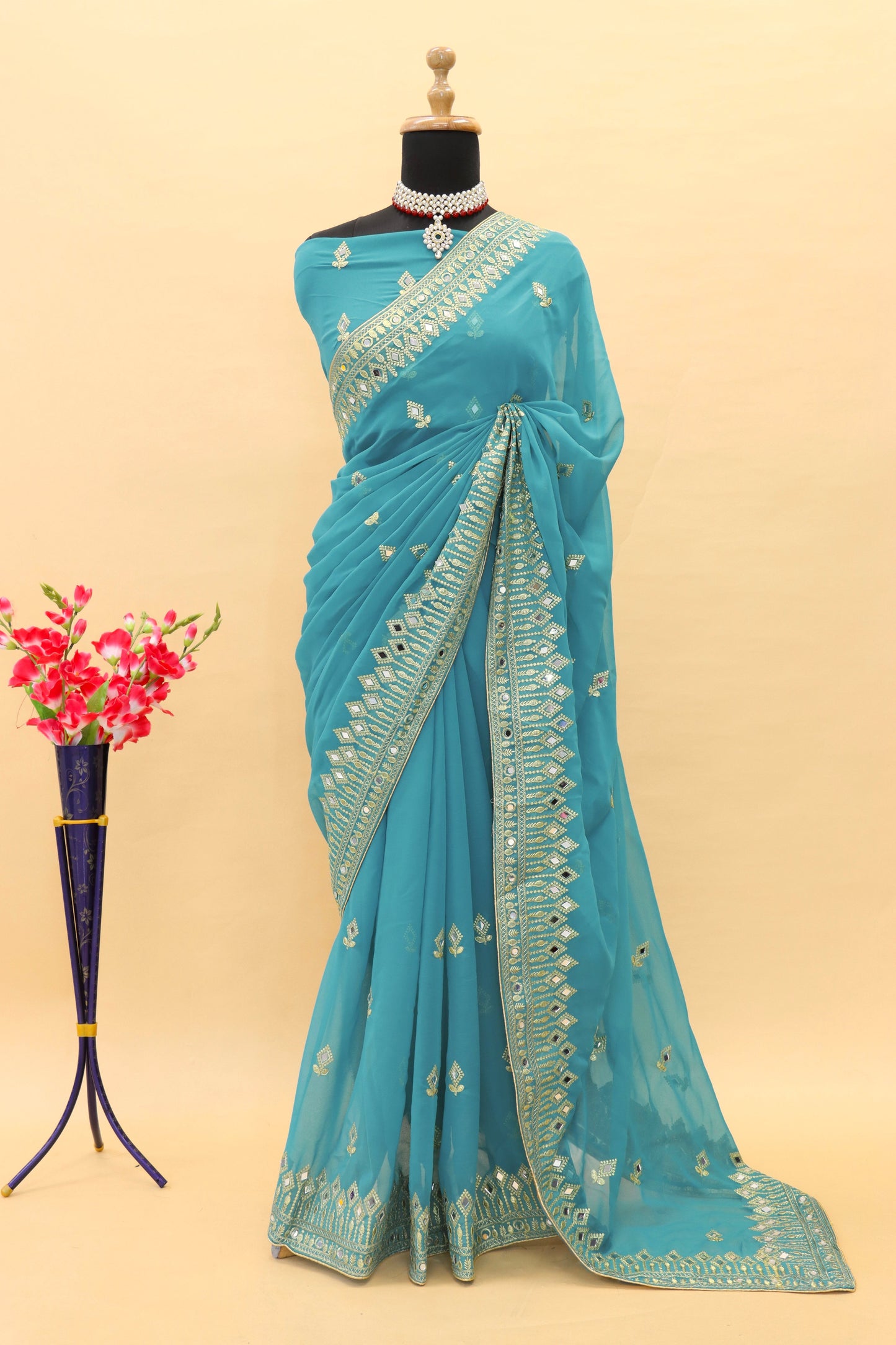 Traditional Trending Georgette Saree with Blouse Piece