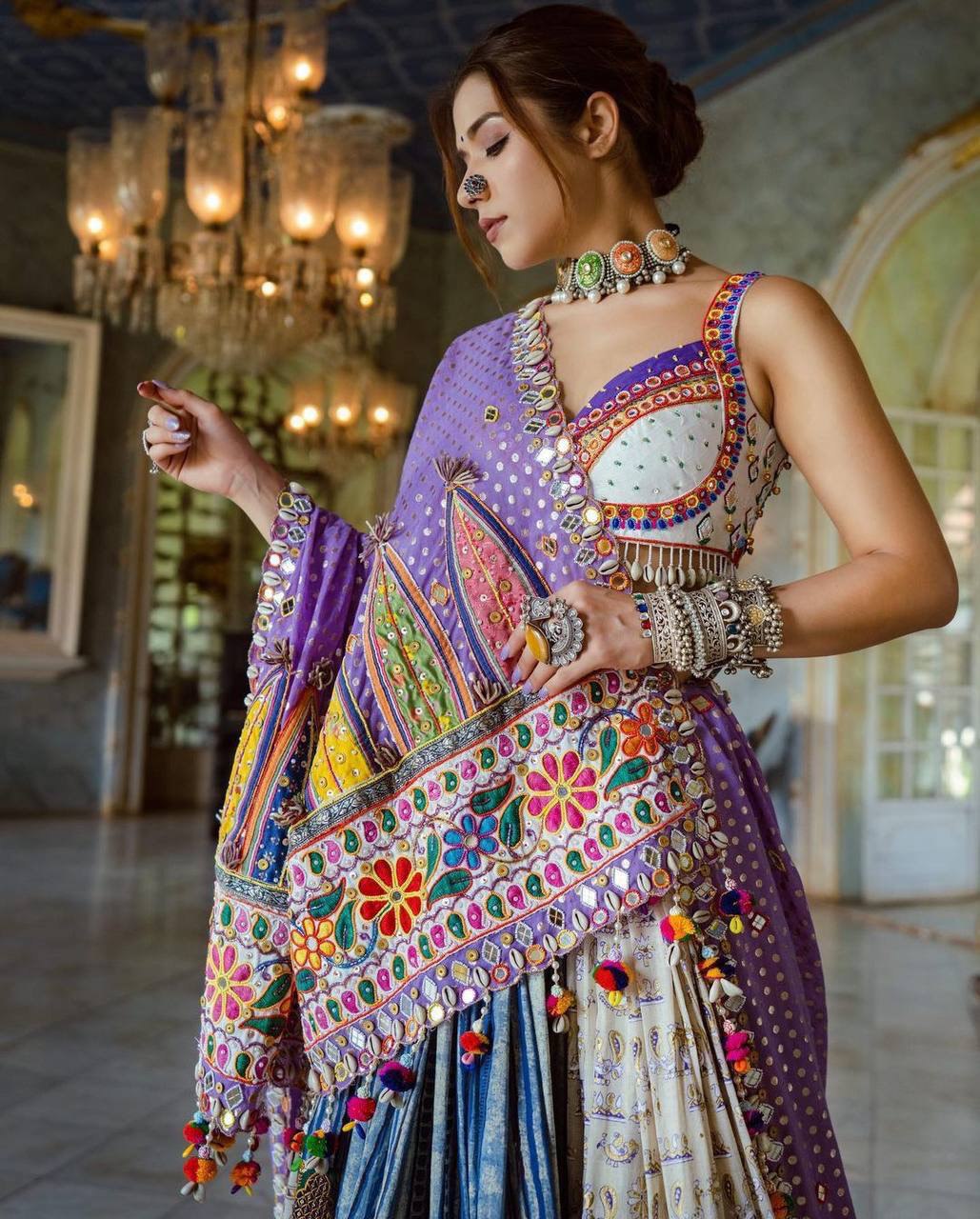 Cloths Collections : Be the Dazzling Star in the Heavy Flair Lehenga Choli