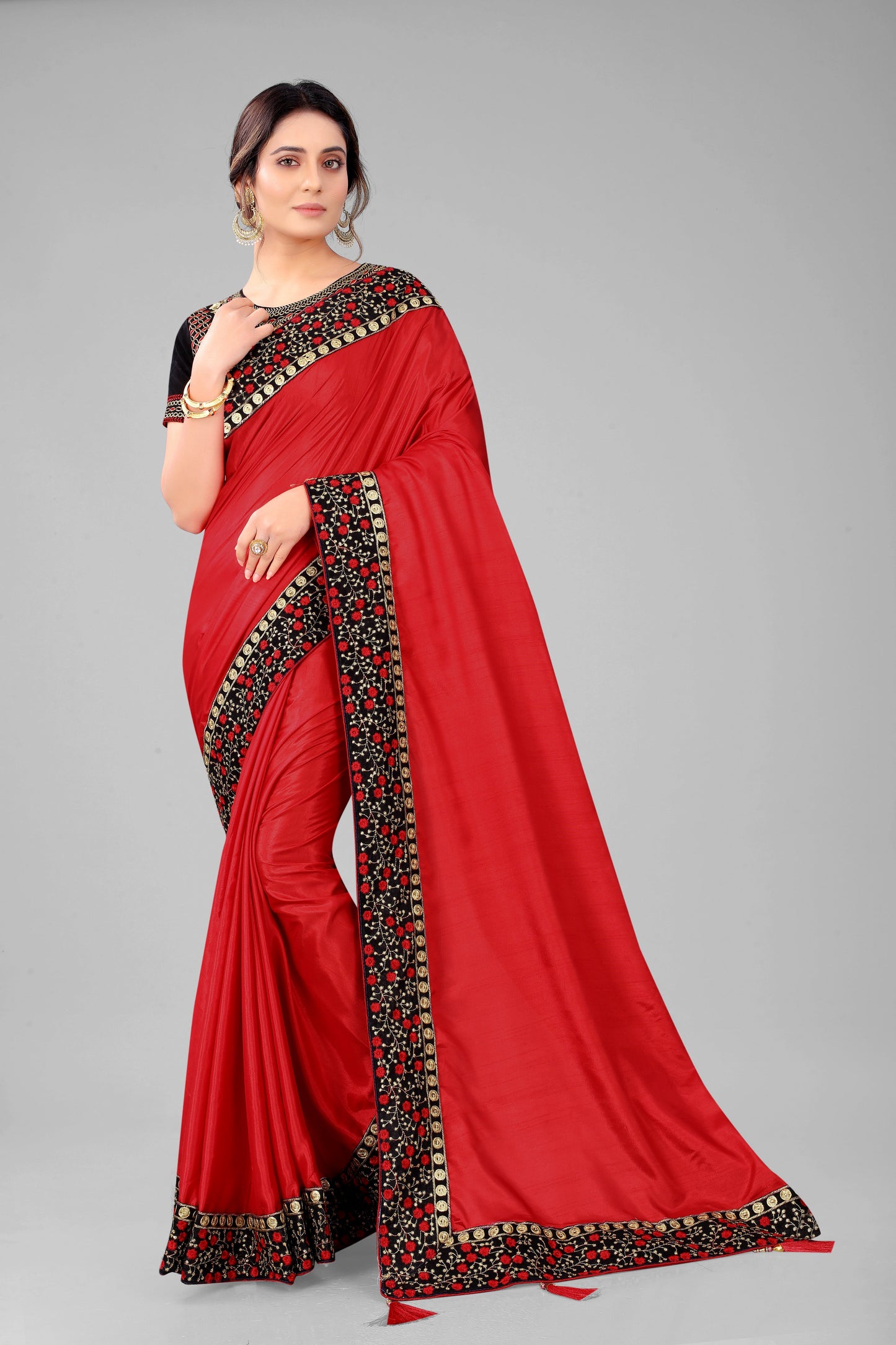 Classic Traditional Addition Embroidered Worked Lace Border with Velvet Fabric Blouse Piece Silk Saree