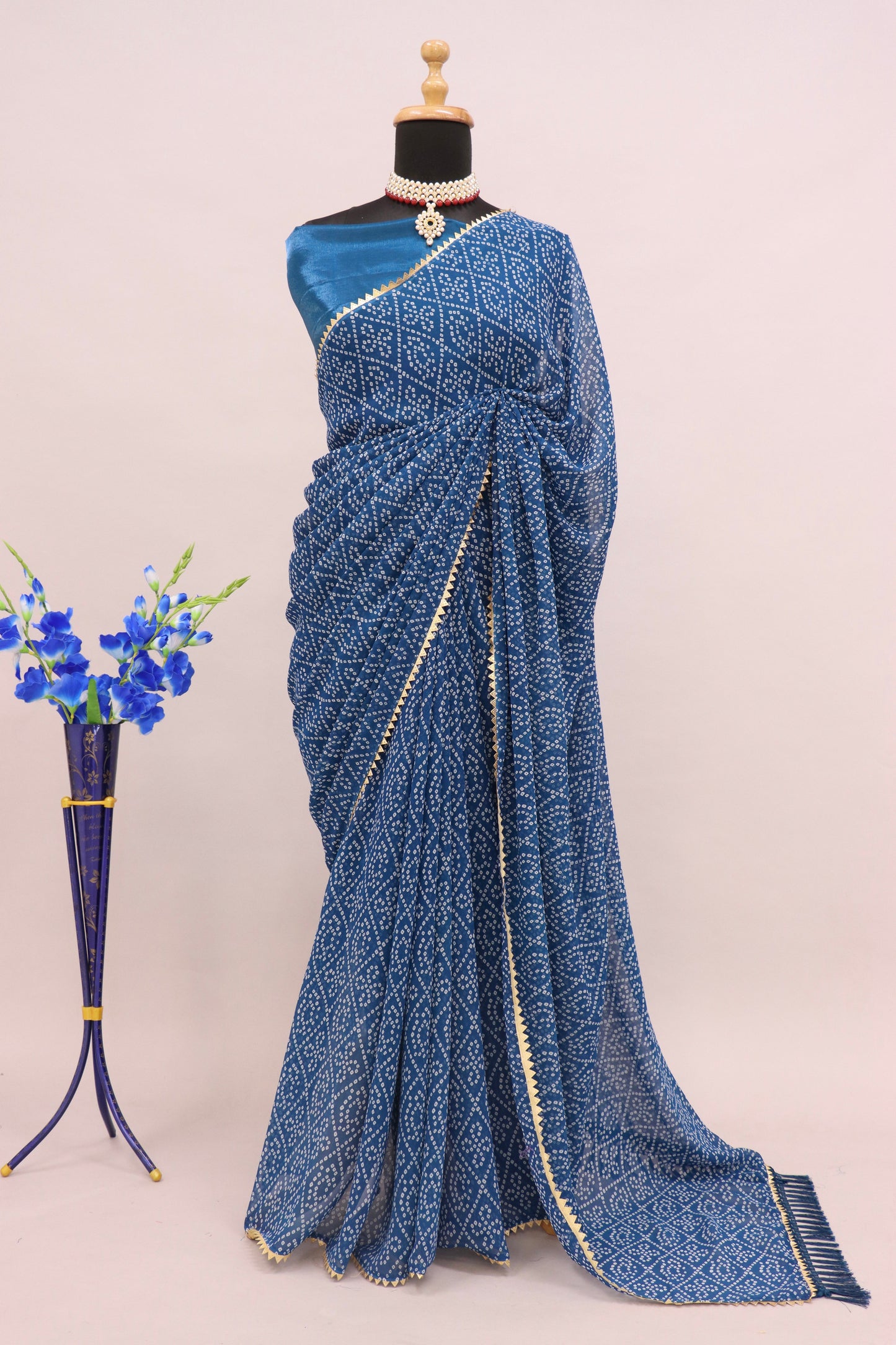 Bandhani Patterned Digital Printed Georgette Saree with Muslin Blouse Piece