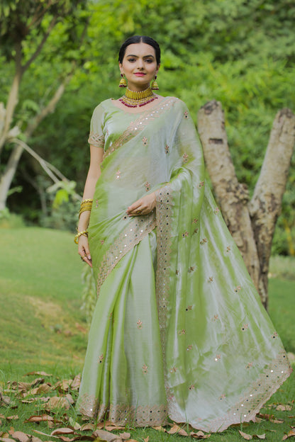 Trending Indian Traditional Women Ethic Wear Saree