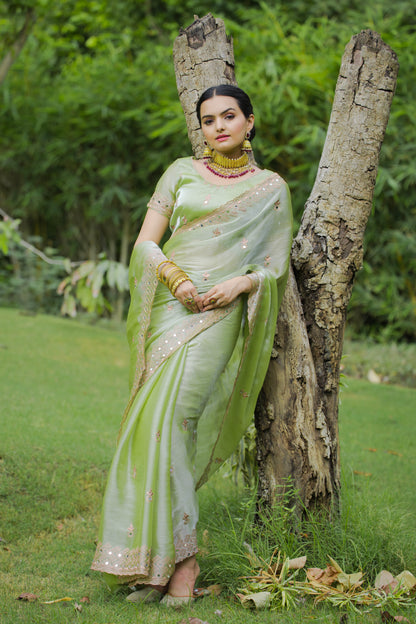 Trending Indian Traditional Women Ethic Wear Saree