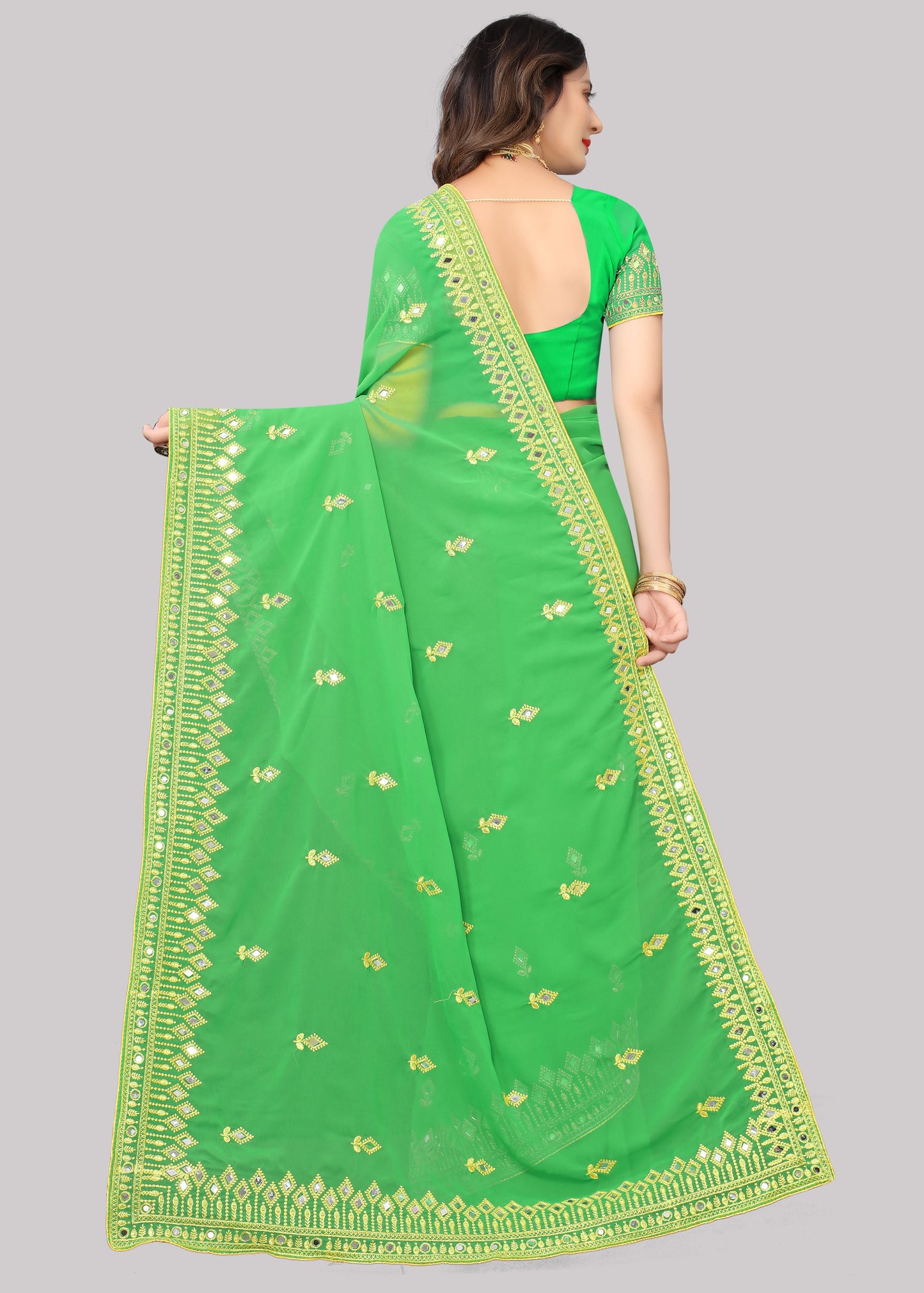 Traditional Trending Georgette Saree with Blouse Piece