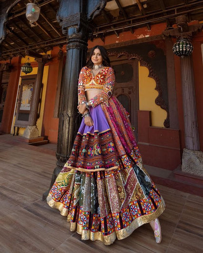 Cloths Collections Unveils: A Fashion Fairytale with the Digital Printed Lehenga Choli ✨