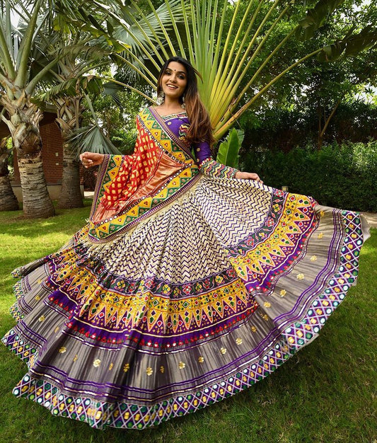 Glam Up with Cloths Collections: Stunning Designer Lehenga Choli Set with Mirror Work & Digital Prints!