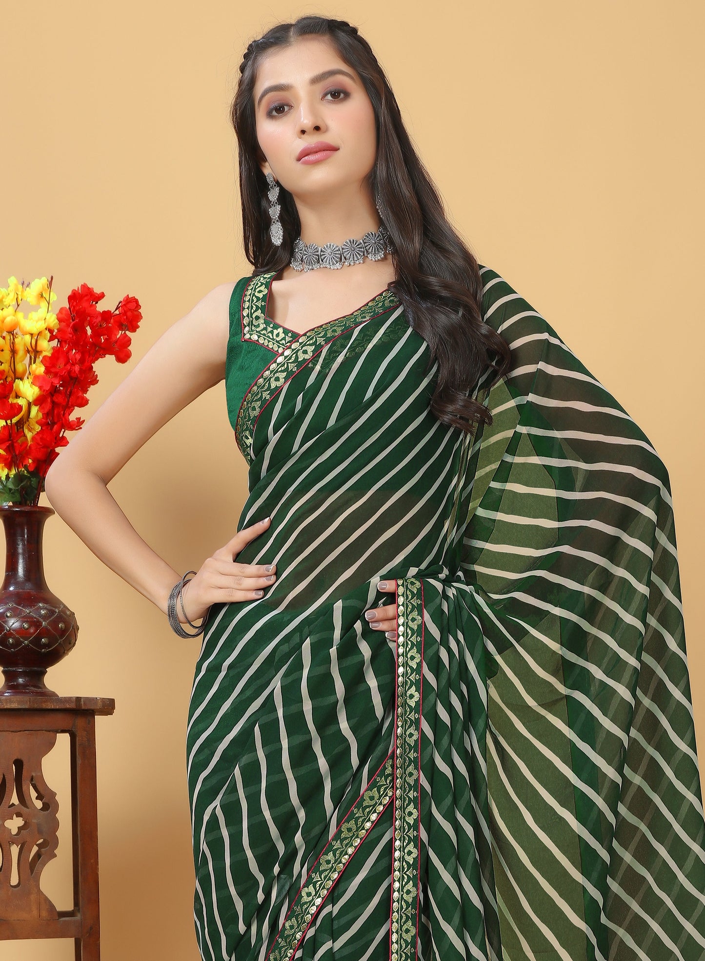 Beautiful Designed Lace Bordered Printed Georgette Saree with Muslin Blouse Piece